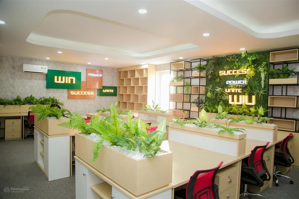 Bán lô góc mặt tiền đường lê lợi giao với huỳnh thúc kháng 1 trệt 3 lầu có thang máy giá 36 tỷ. gc