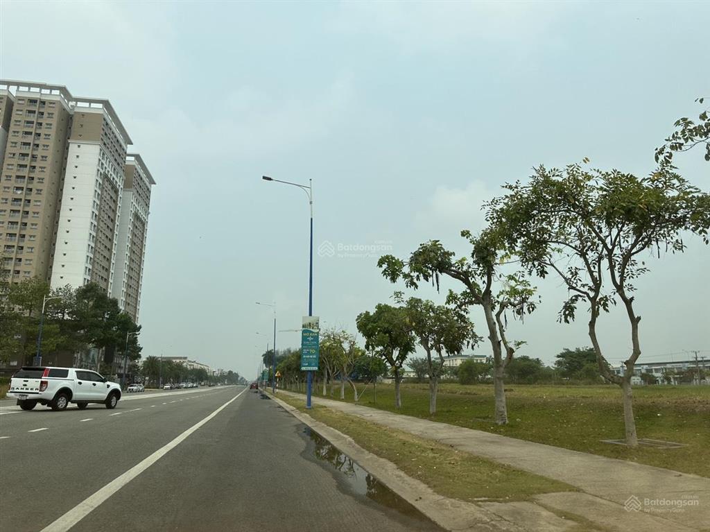 Bán 20.000m2 đường võ nguyên giáp ngay cổng kcn vsip 2a giá 179 tỷ cách tttm thế giới 1 km