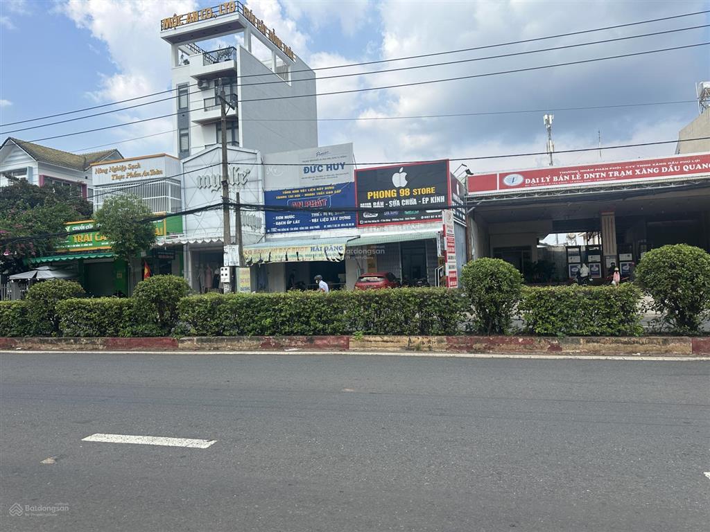 Bán nhà 1 trệt 2 lầu mặt tiền dt741 cách vòng xoay đồng xoài 300m giá 14,5tỷ