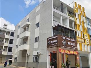 Bán căn góc shophouse 1 trệt 3 lầu hoàn thiện đang cho thuê 25tr/tháng. thuộc khu phố người hoa
