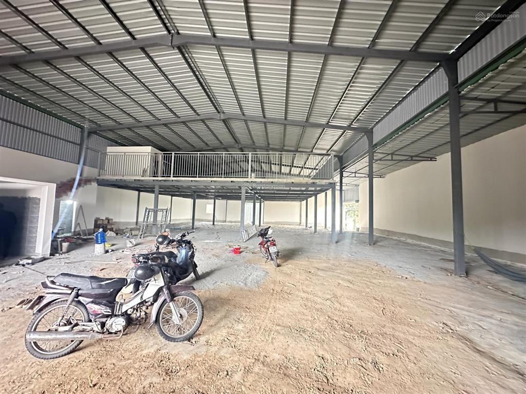 Cho thuê kho, nhà xưởng 600m2 tại n14, hòa phú, 40 triệu vnd giá cực chất