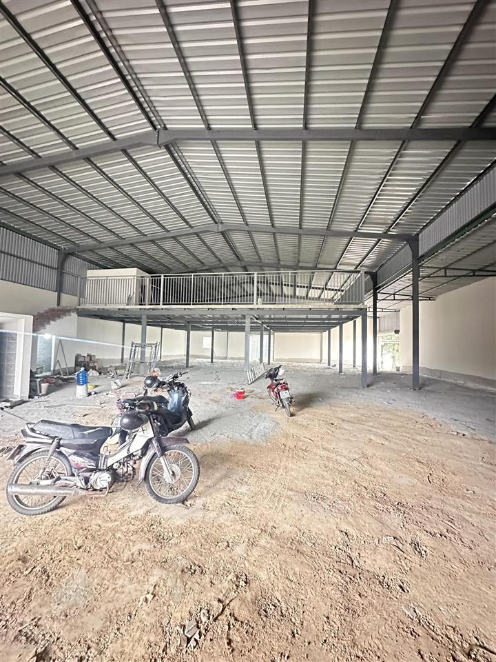 Cho thuê kho, nhà xưởng 600m2 tại n14, hòa phú, 40 triệu vnd giá cực chất