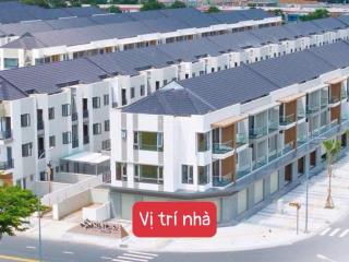 Bán căn góc dự án suncasa square đường d4  n5 góc ngay cổng chính 7x20m vị trí siêu vip