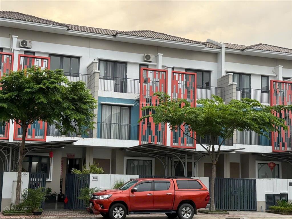 Nhà biệt thự, liền kề tại sun casa central, 2,75 tỷ, 100m2, hàng hiếm tại giá cực chất