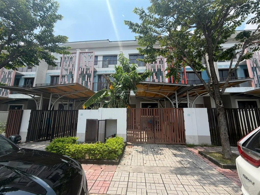 Bán biệt thự tại sun casa central, 3,05 tỷ, 100m2, 3pn, 3wc, 2 tầng