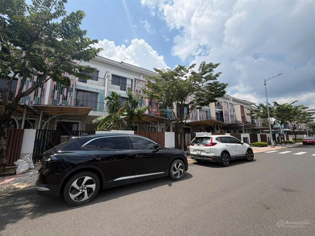 Bán biệt thự tại sun casa central, 3,05 tỷ, 100m2, 3pn, 3wc, 2 tầng