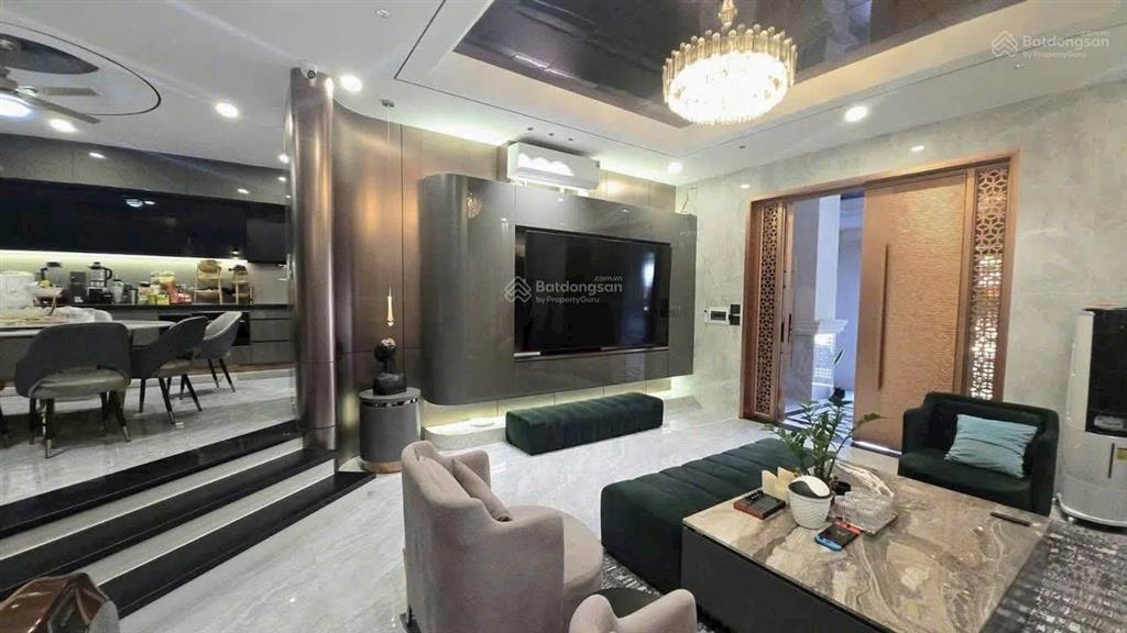 Bán căn biệt thự khu dân cư chánh nghĩa mặt tiền đường d, dt 200m2 full nội thất