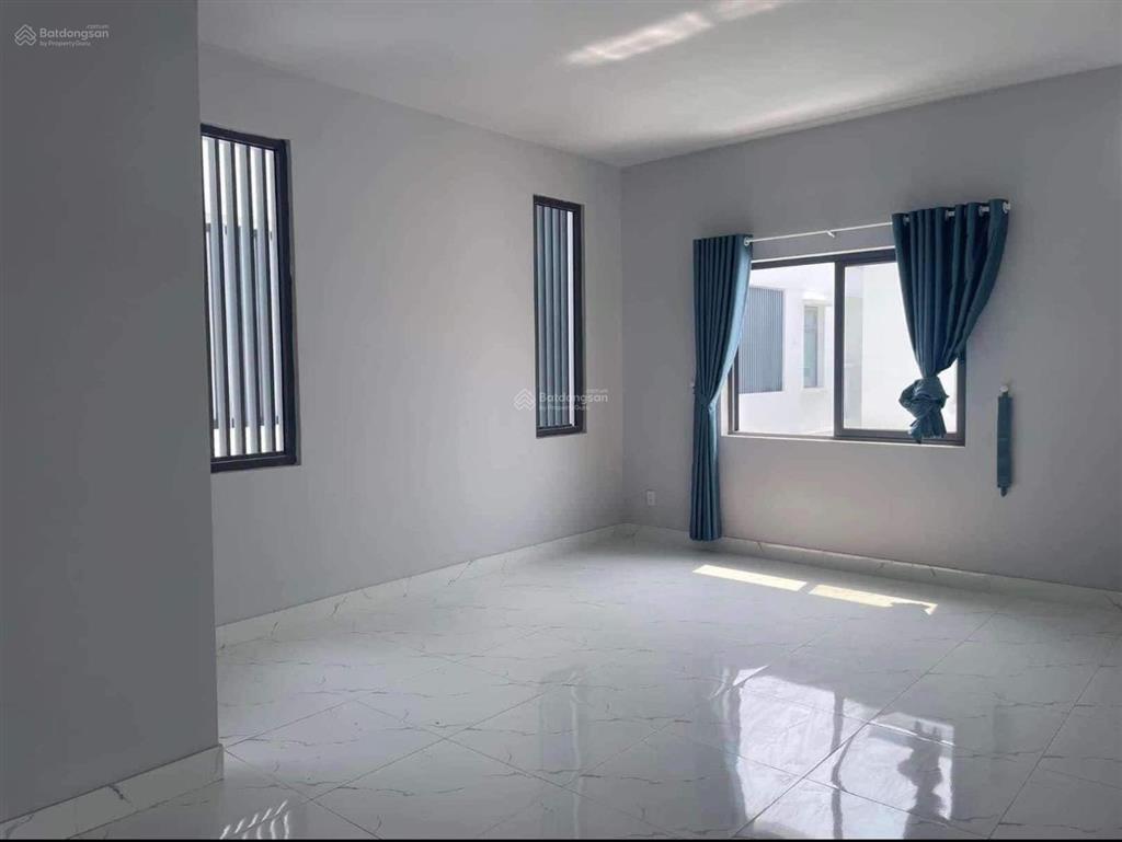 Cho thuê phòng trọ trong khu biệt thự đông tăng long an ninh cao