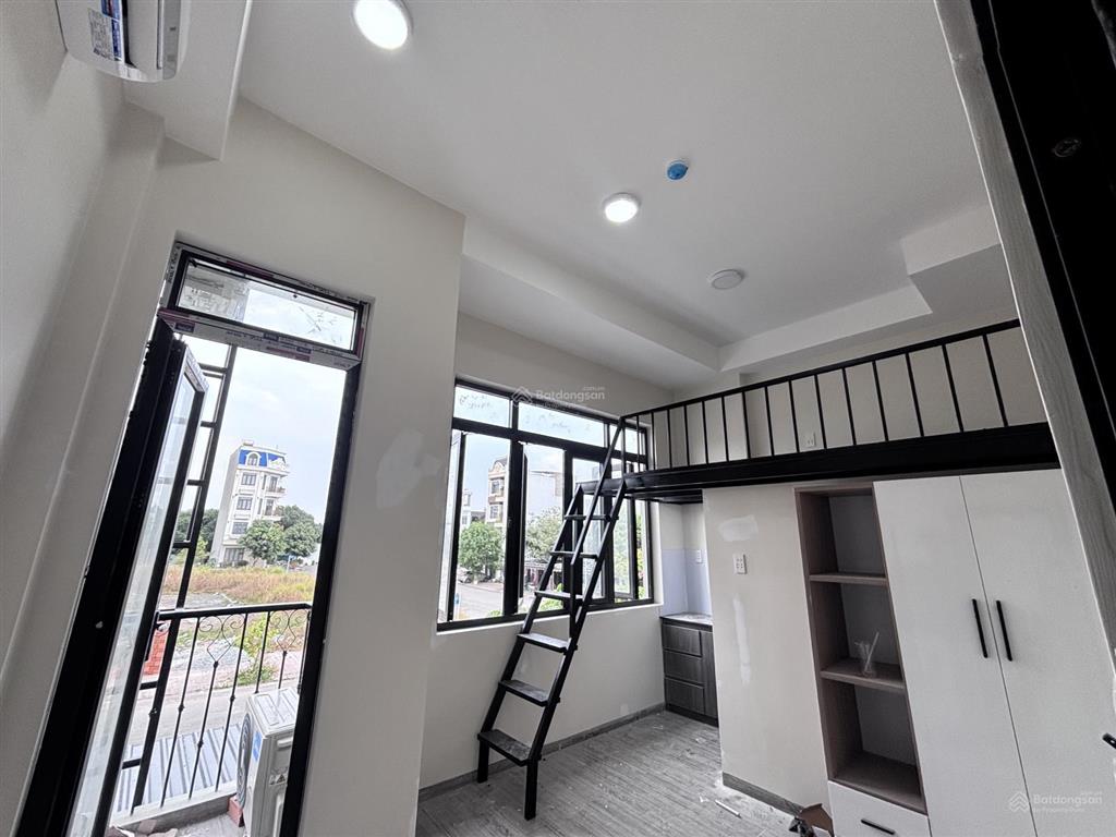 Khai trương chdv mới xây xong làng đại học