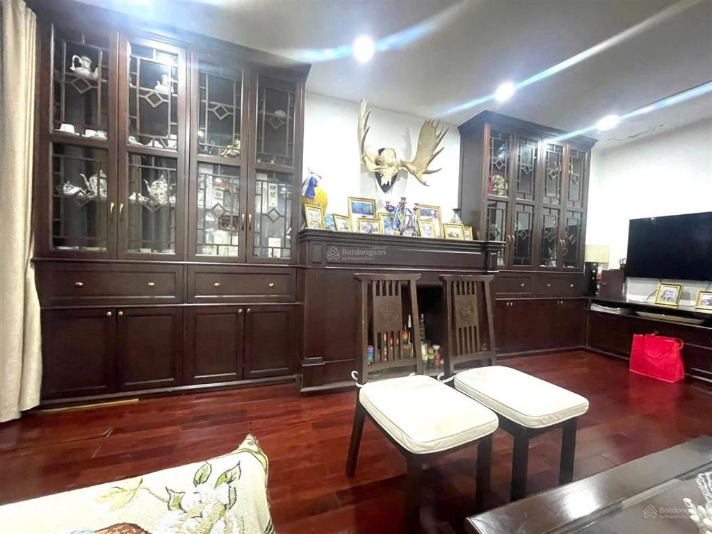 Cực hiếm, liền kề embassy ngoại giao đoàn tây hồ 120m2 giá tốt