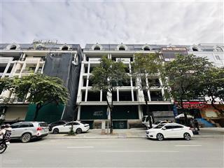 Siêu phẩm độc nhất building mặt phố trần thái tông, 352m2, có hầm, ba mặt thoáng