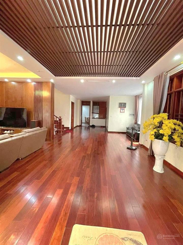 Biệt thự đơn lập khu đô thị dịch vọng ngay sát công viên cầu giấy