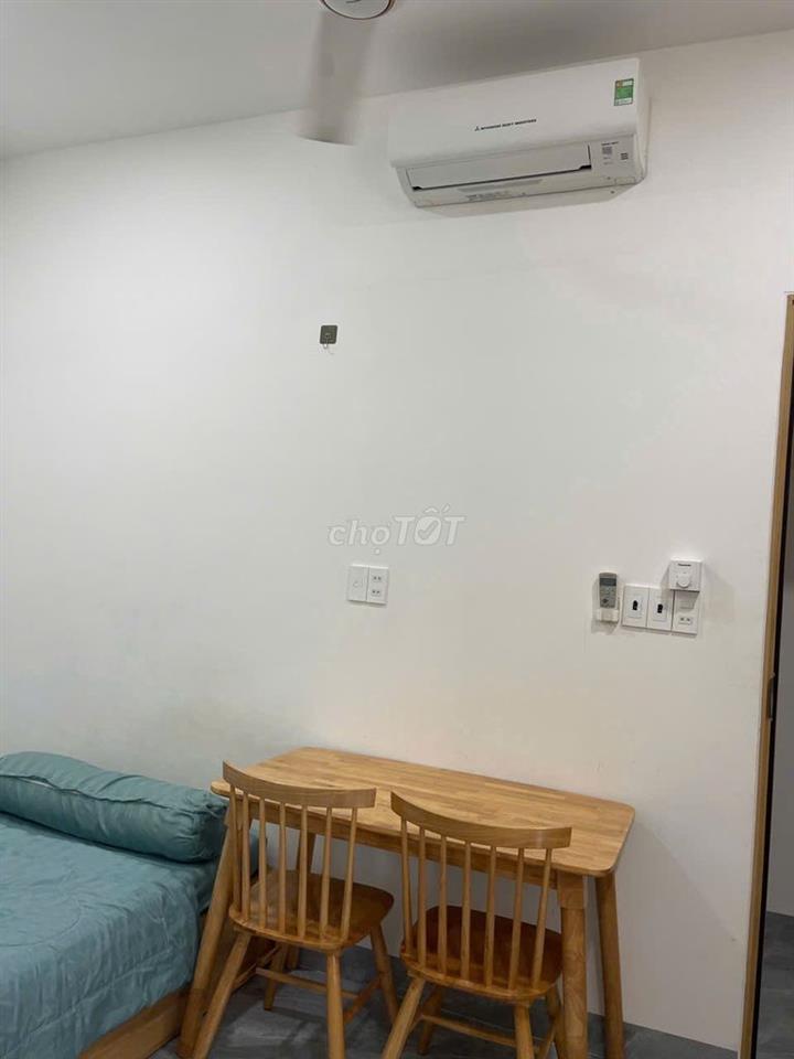Cho thuê căn hộ full nội thất tại Hòa Xuân, mặt tiền đường 29/3.