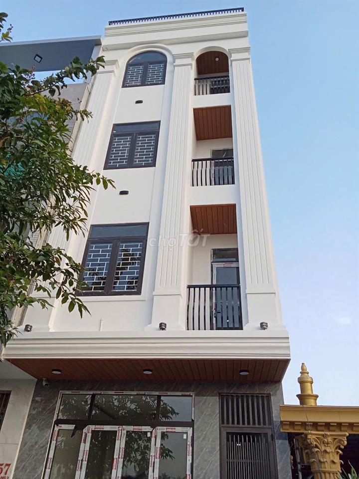 Cho thuê căn hộ full nội thất tại Hòa Xuân, mặt tiền đường 29/3.