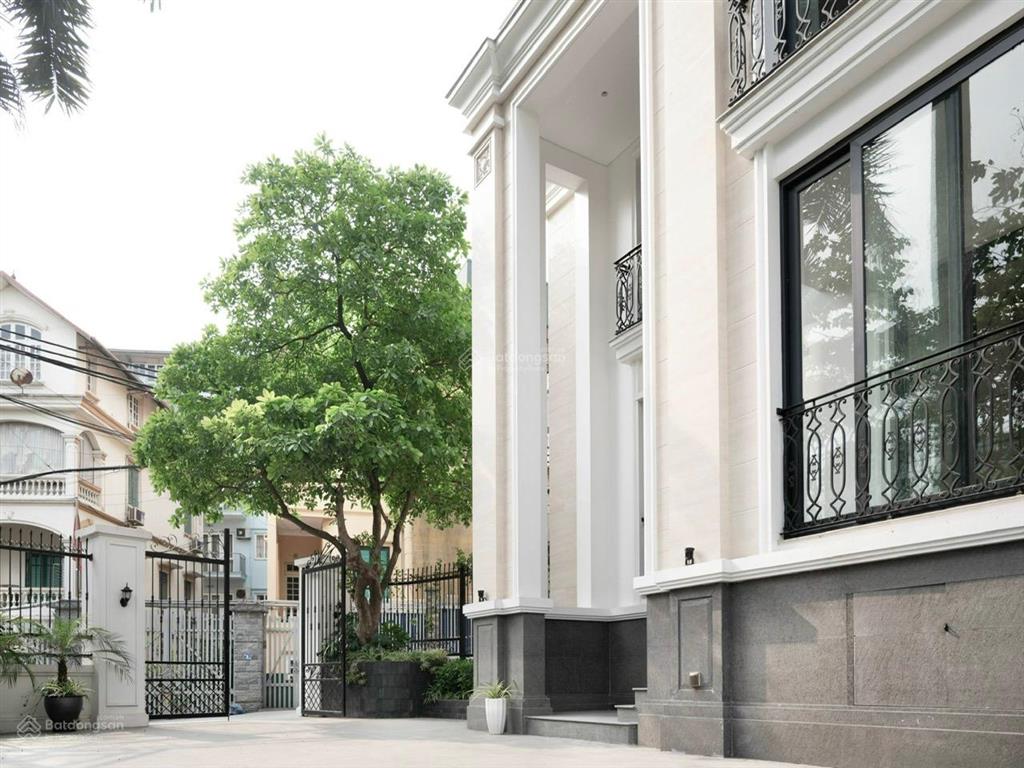 Bất động sản thương mại cho thuê vị trí đắc địa  tô ngọc vân, tây hồ