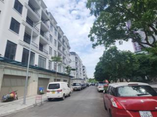 Bán căn liền kề the charm an hưng, hà đông, kinh doanh sầm uất