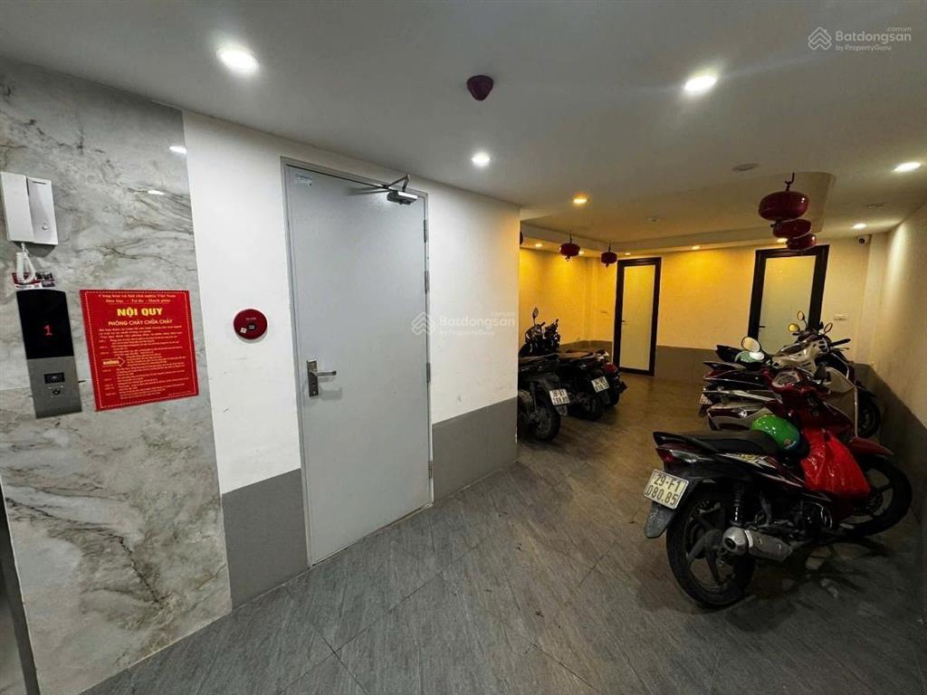Ngộp bank, lô góc yên lãng dt 90tr/th, 75m2 sổ, 8 tầng thang máy, 12 căn hộ khép kín full đồ