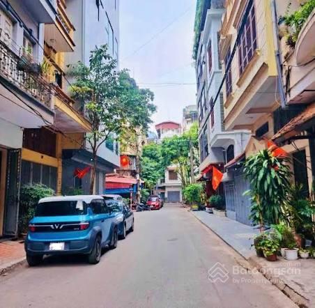 Gấp! lô góc tây sơn, 30m ra mặt phố, ô tô đỗ cửa, ngõ thông kd, nội thất cao cấp, 46m2x5t mt 4m