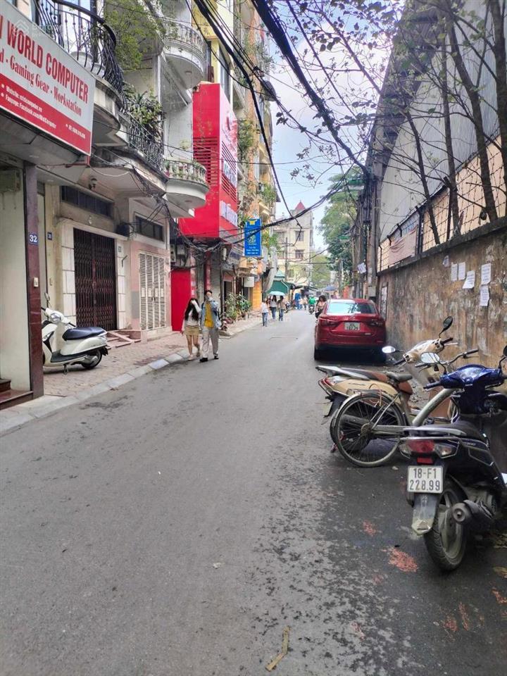Giảm 1 tỷ bán nhà chùa bộc, cạnh đh thuỷ lợi, vài bước ô tô vào, ngõ thông, không quy hoạch, 46m*5t