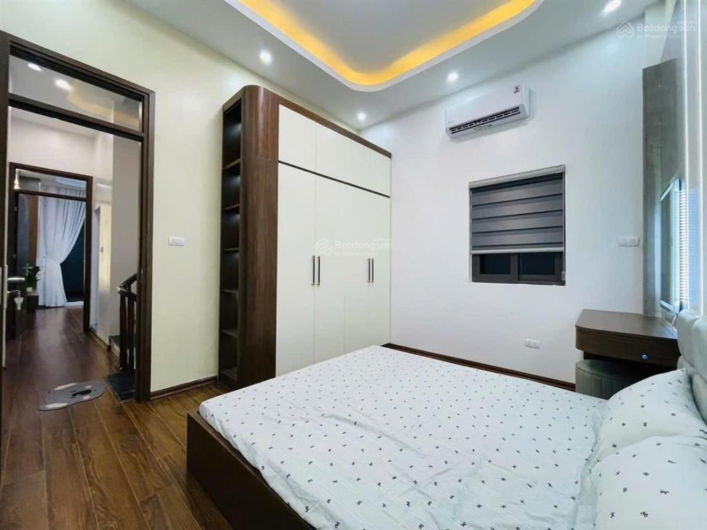 Giảm 1 tỷ bán nhà chùa bộc, cạnh đh thuỷ lợi, vài bước ô tô vào, ngõ thông, không quy hoạch, 46m*5t