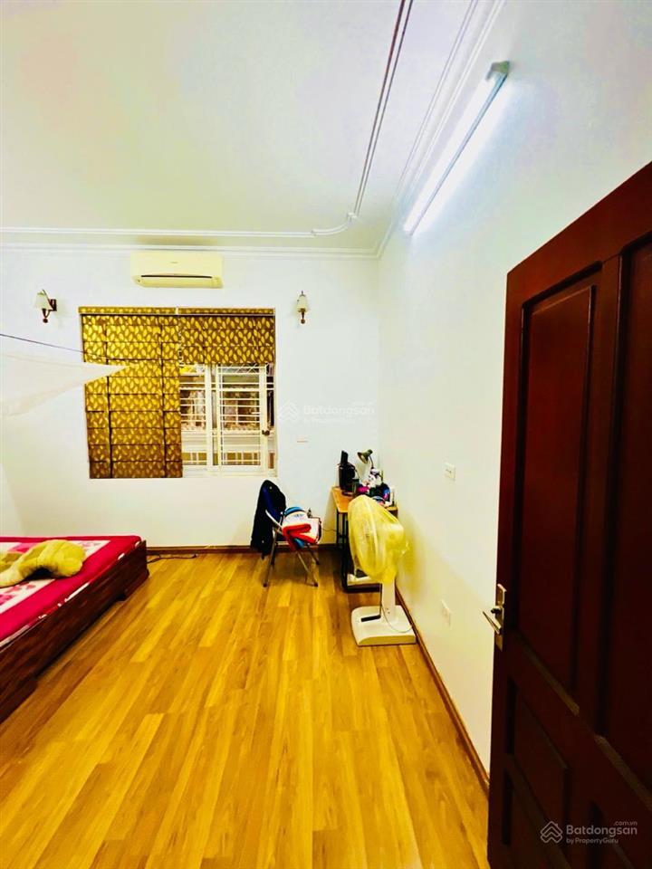 Cấp cứu! ngõ 34 hoàng cầu phân lô, ba gác thông hồ, 10m ô tô  mặt tiền 5m kd, 43m2x5t