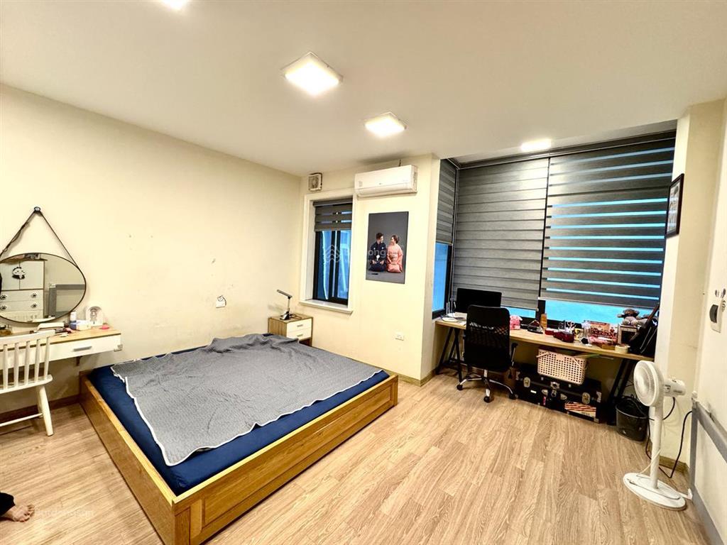 Giảm 1 tỷ! mặt ngõ tôn đức thắng, 1 ngoặt ra phố, 2 thoáng, full nội thất, 40m2x 5t, ở ngay