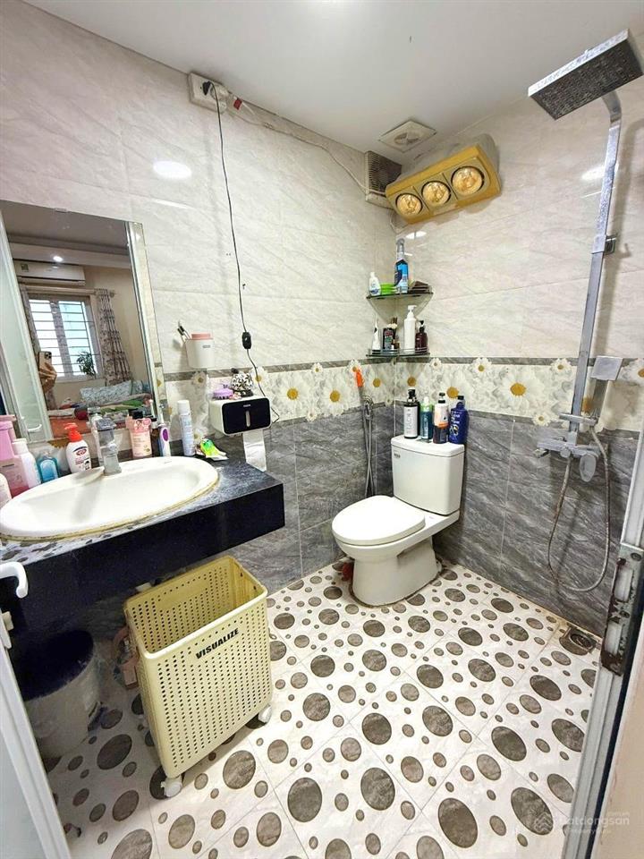 Vip tây sơn, ô tô đỗ cửa, 2 thoáng trước sau, ngõ thông kinh doanh, 39m2x 5t, ở ngay!