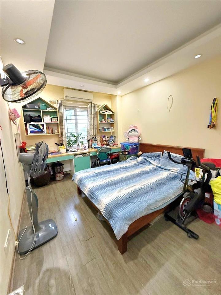 Vip tây sơn, ô tô đỗ cửa, 2 thoáng trước sau, ngõ thông kinh doanh, 39m2x 5t, ở ngay!