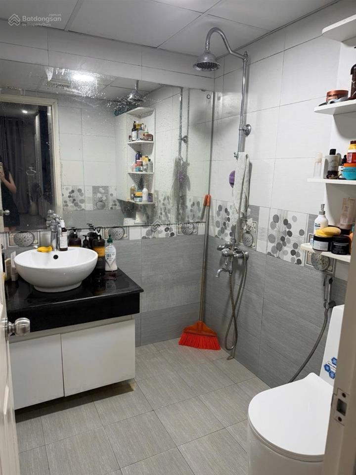 Đập hộp! thái hà, ngõ nông 10m, thang máy êm ru, 2 thoáng, ngõ thông ba gác 38m2x5t, ở ngay