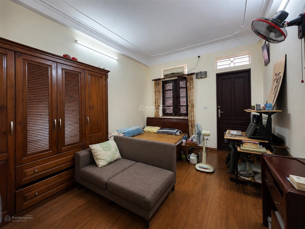 Gấp! thái thịnh, 15m ô tô, gần phố, ngõ thông, 2 thoáng, 40m2* 5t, ở ngay