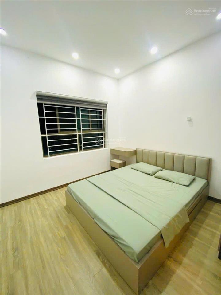 Chung cư hoàng văn thái, căn lô góc, ban công, ở/cho thuê, tầng trung, mới đẹp, 2pn  2nvs, 68m2
