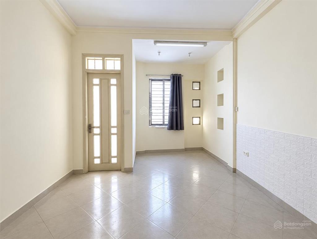 Pl thái hà, ôtô tránh, 2 thoáng, 30m ra mặt phố, thang máy, kd, vỉa hè rộng, 5t dân xây, sổ đẹp