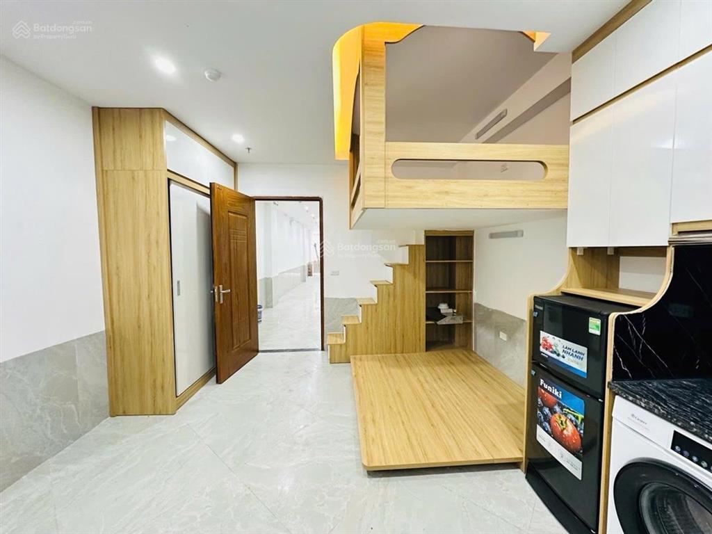 Tòa ccmn chính kinh, sát vành đai 2.5, 50m ra ô tô, 2 thoáng, 16 pkk full nt, 100tr/th, pccc đủ