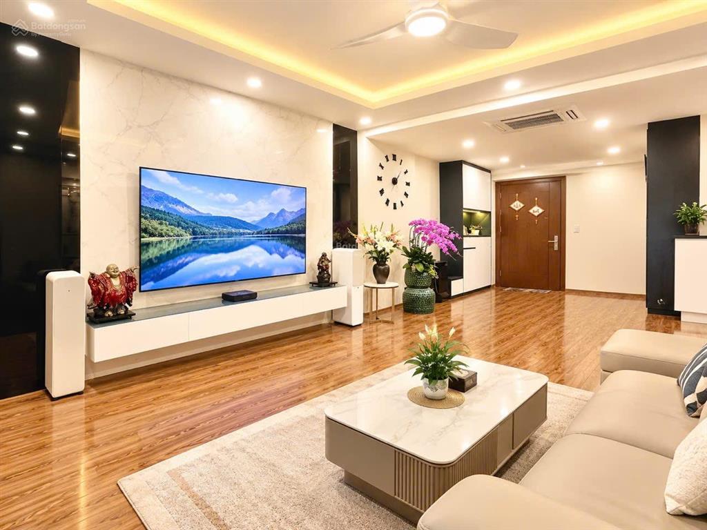 Cc cao cấp the golden palm 21 lê văn lương, view phố, tầng trung, 85m2, 2pn2wc full nội thất, sđcc
