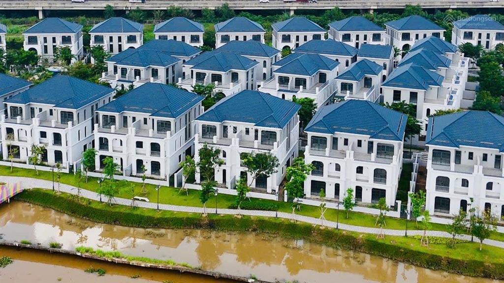 Chỉ 80 triệu/m2 đất tặng nhà, nhà phố palm city ngay nút giao cao tốc  vđ3  sổ hồng giá chỉ 10 tỷ