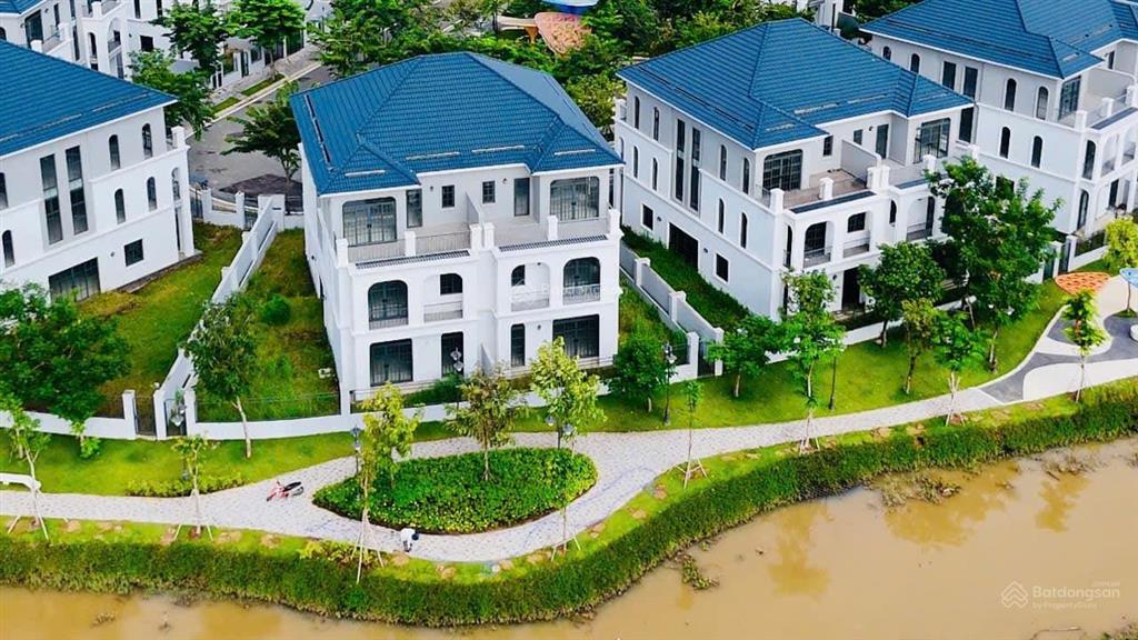Chỉ 80triệu/m2 đất tặng nhà, nhà phố palm city ngay nút giao cao tốc  vđ3 sổ hồng thanh toán 10tỷ