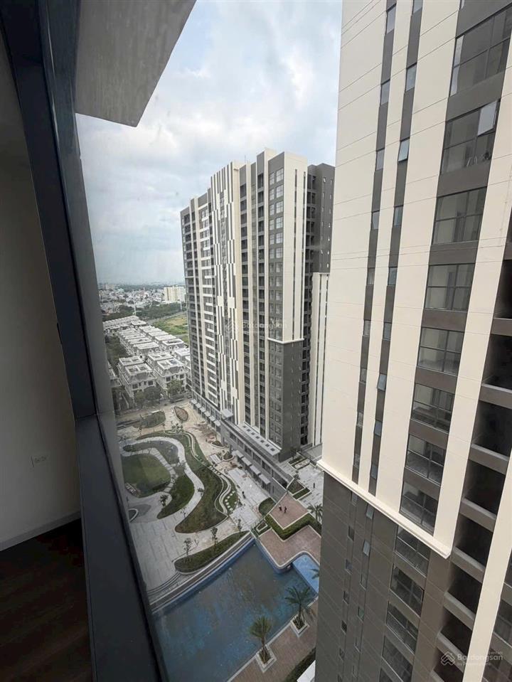Bán cc đẹp tại victoria village, đồng văn cống, 8,05 tỷ 102% đã bao gồm pbt, 88m2, nhiều tiện ích
