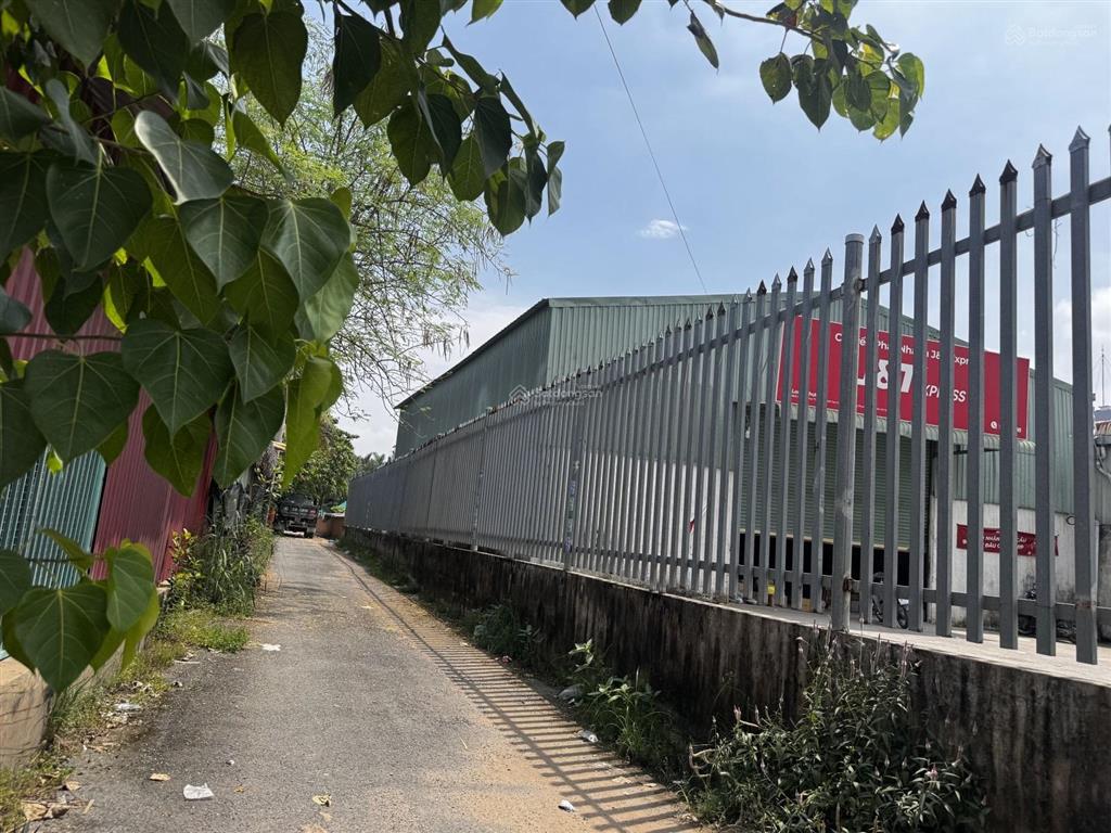 Đất hẻm xe tải cách mt nguyễn xiển chỉ 50m ngay ngã ba long thuận | giá 3,35 tỷ