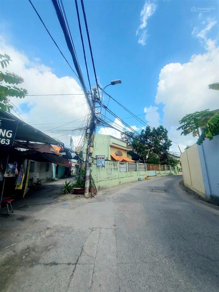 Bán đất tặng nhà cấp 4 thạnh mỹ lợi thủ đức, 60m2 ngang khủng 8.7m, hẻm ô tô 16 chỗ, giá 5.99 tỷ