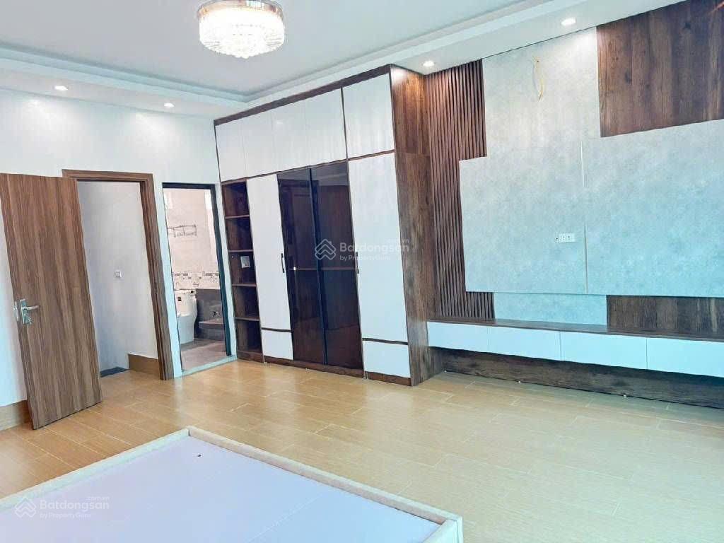 Nhà riêng thuộc khu phân lô quang lãm  phú lương, đường trước nhà 5m, xây 7 tầng 47m2