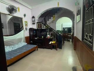 Cho thuê nhà nguyên căn nhà 4 tầng tại quang trung. dt 44m2, 3pn, 3wc, 8,8tr/tháng,  0789 833 ***