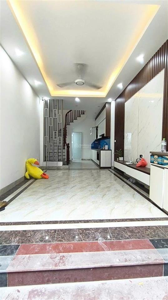 Chính chủ cho thuê nhà nguyên căn tại xốm, nhà 5 tầng, 30m2, 3pn, 9,5 tr/tháng,  0789 833 ***
