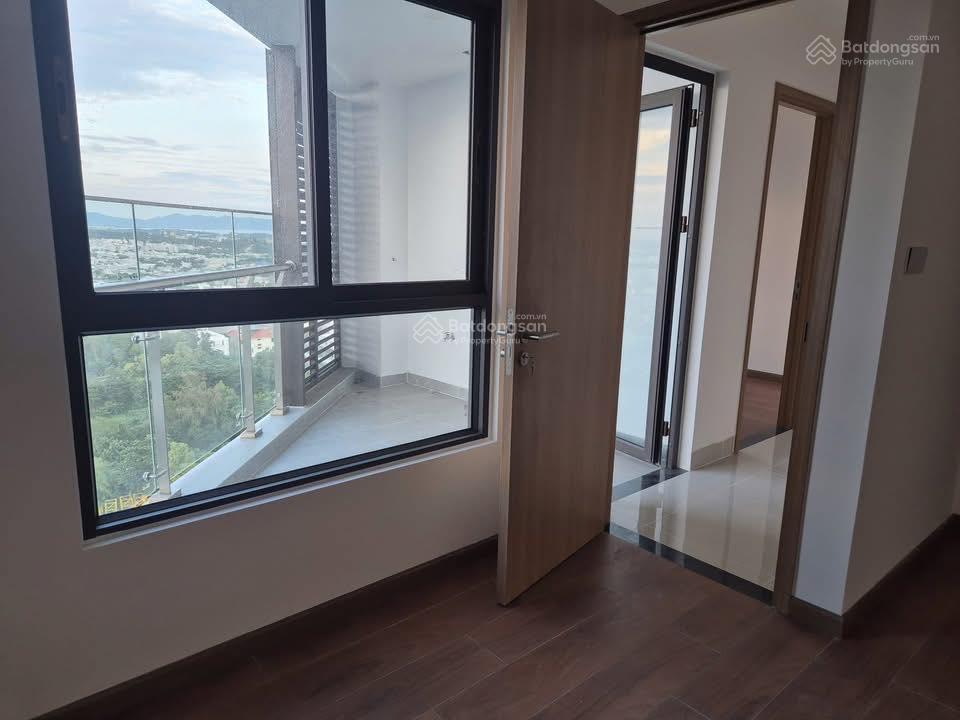Bán căn hộ 3 phòng ngủ 2 ban công ,2 wc vũng tàu centre point ,tầng cao view nhìn biển đảo long sơn