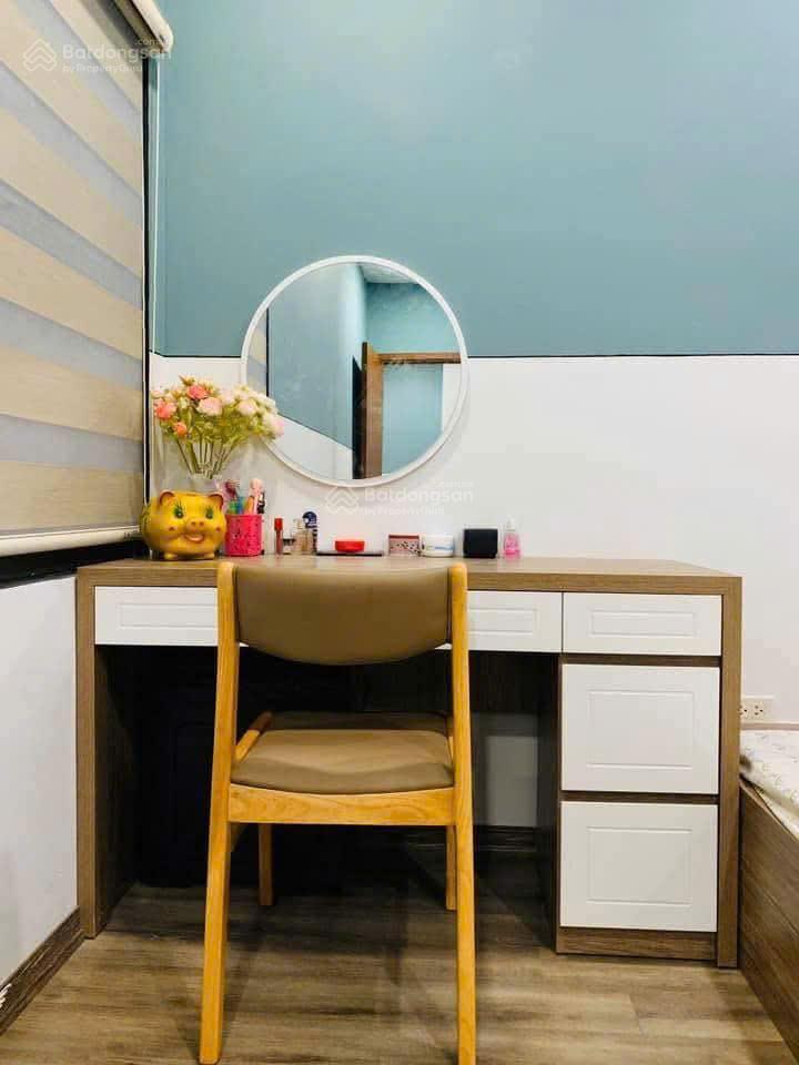 Bán căn 2pn, 2wc. s= 65m2. full đồ. gía 4,3x tỷ. dự án chung cư hh2 xuân mai complex dương nội