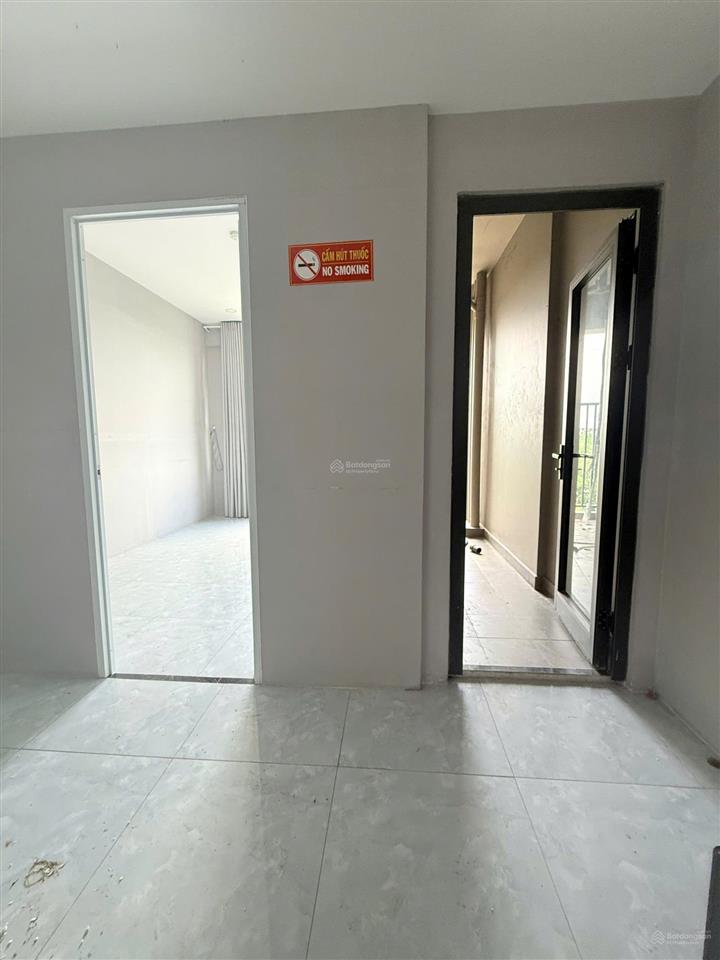 Cho thuê shophouse 2 tầng hoàn thiện có bếp + máy lạnh tại picity high park, c2 giá 18 triệu/ tháng