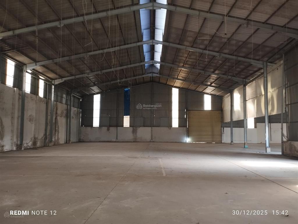 Nhà xưởng 1200m2. giá 60 triệu/tháng. tại lái thiêu, thuận an, bình dương