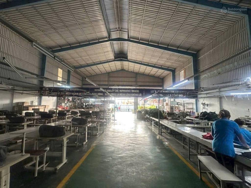 Cho thuê kho, nhà xưởng 1800m², 130 triệu tại bình hòa, thành phố thuận an, bình dương