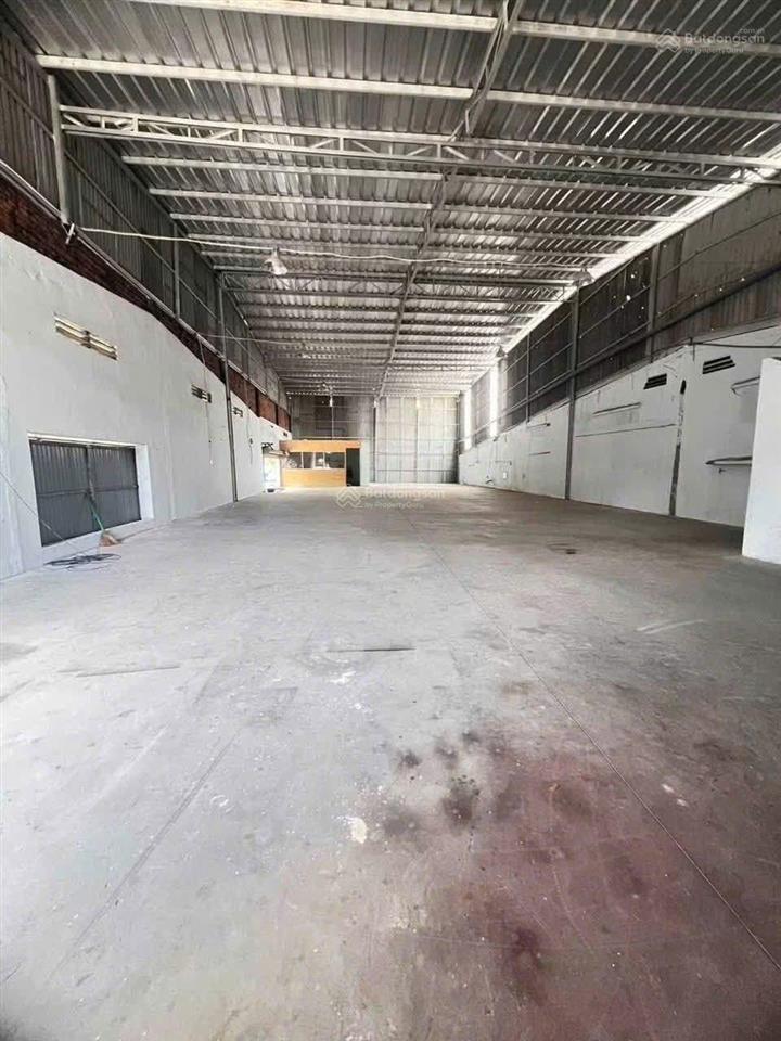 Cho thuê xưởng 400m2. pccc. giá 18tr/tháng
