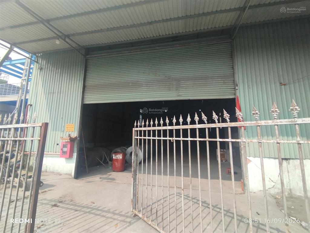 Cho thuê kho 400m2. điện 3 pha. lái thiêu. giá 20tr/tháng.