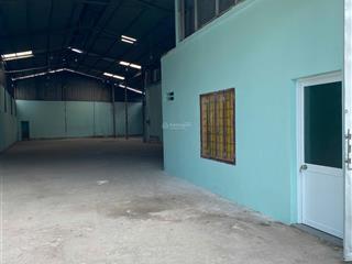 Cho thuê kho 400m2. điện 3 pha. lái thiêu. giá 20tr/tháng.